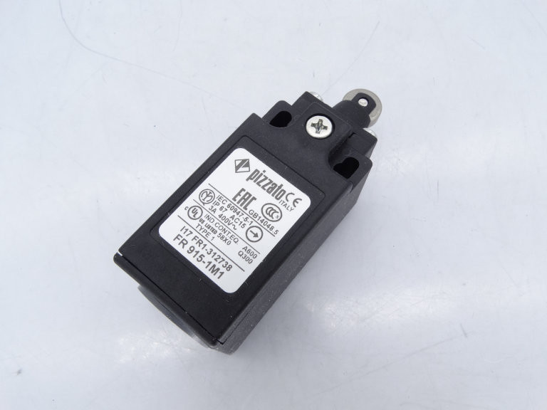 Pizzato FR 915-1M1 Switch